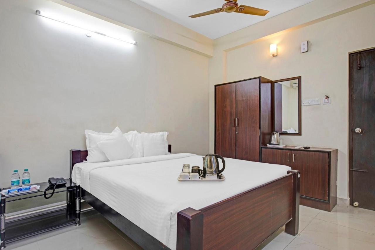Townhouse 834 Jp Paradise Near Pvr Cinemas Skywalk เชนไน ภายนอก รูปภาพ